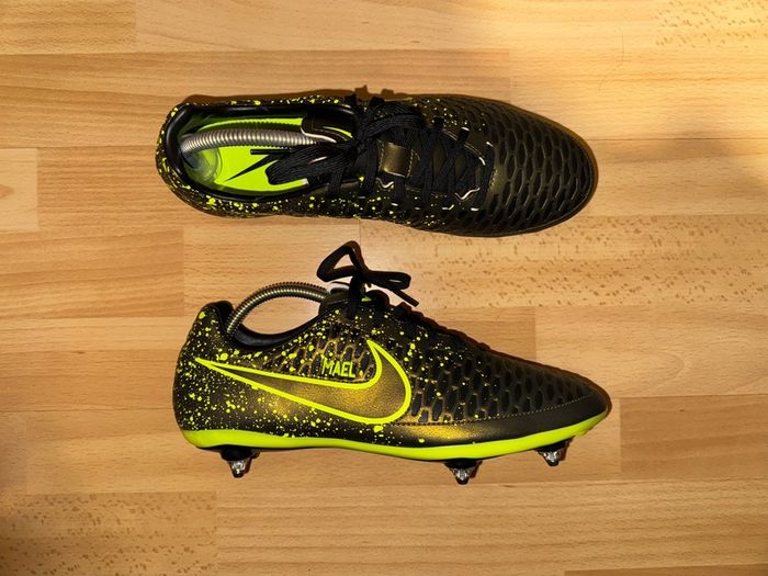Nike Magista Orden Dark Citron/Black/Volt SG 651543-370