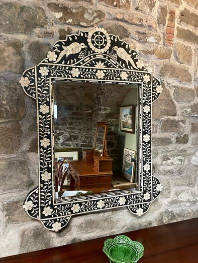 Inlay mirror