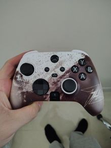 Xbox series x white 1tb 3 controllers and a xim matrix