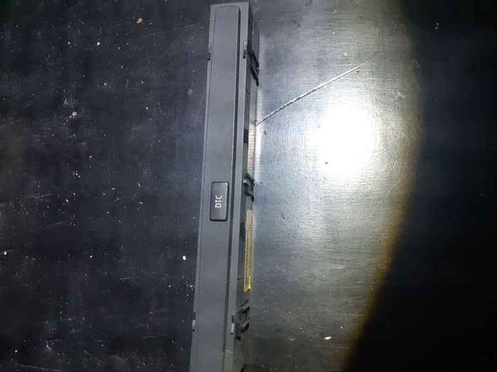 Bmw 5 Series E60 E61 05 Centre Console Dtc Switch  6948128