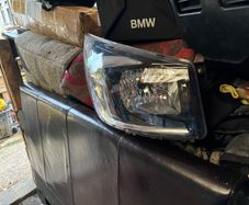 2017 vivaro headlight