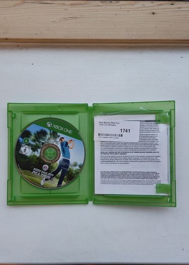 Rory McIlroy PGA Tour - Xbox One Game