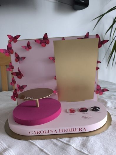 Carolina Herrera Perfume Display - Bargain