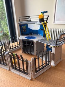 Schleich dinosaur research station