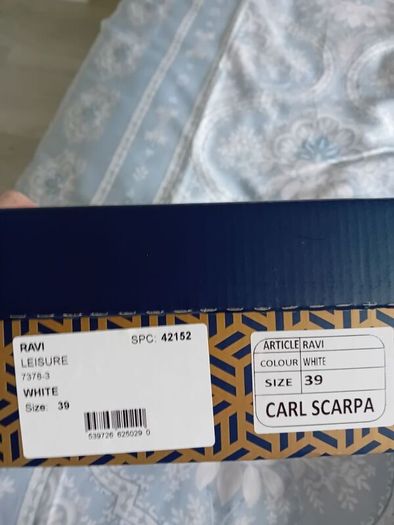 Carl Scarpa - White Leather Trainers - UK 6 - BNWT RRP 149