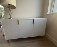sideboard