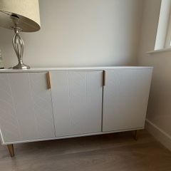 sideboard