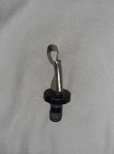 Wine & Champagne Bottle Stopper / Sealer