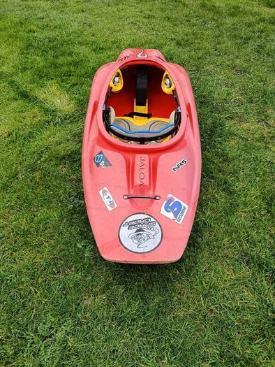 Kayaks & Paddles