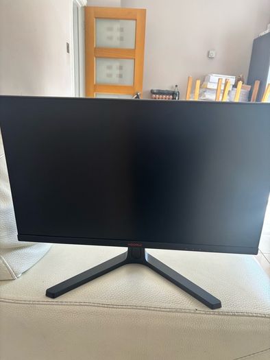 gaming monitor