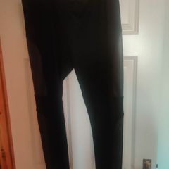 Atmosphere black leggings with inserts  size UK18 EU46 Postage included