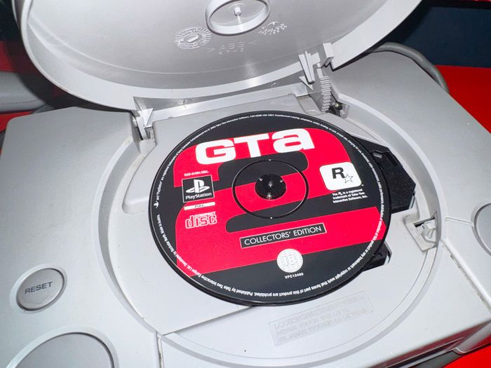 GTA Collectors Edition (Examine photos) PlayStation 1 Retro PS1