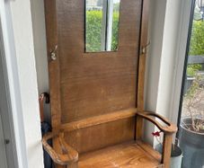 Coat stand