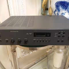 NAD 712 amplifier