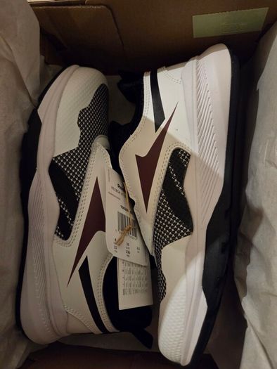 Reebok Boy's Trainers. Size UK 3.5