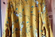 Fabulous mustard top