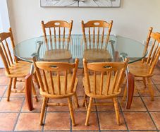 Dining Table & 6 Chairs