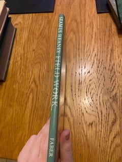 seamus  heaney  first  edition,,  field  work