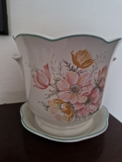 plant pot