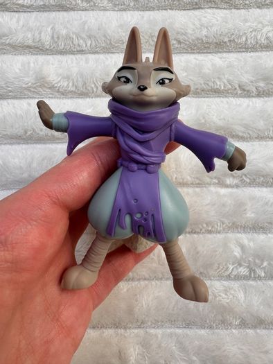 Kung Fu Panda 4 Zhen Fox Figure Burger King approx. 10 cm. Used Please see photos