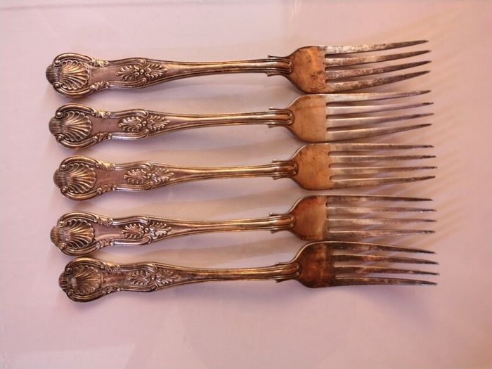 Vintage Kings Pattern Forks