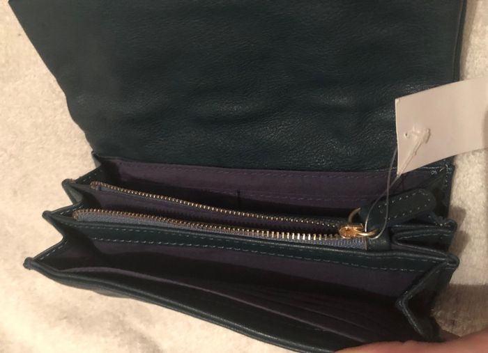 Green Mavi wallet