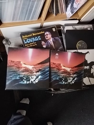Bit of vinyl+more