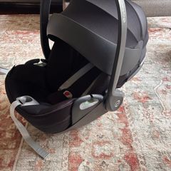 CYBEX T-iCloud rotating infant seat