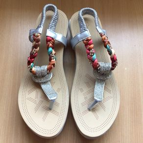 Ladies silver and multicolored toe post sandals size 5