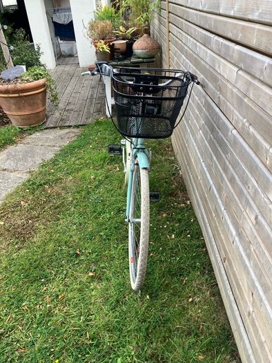 ladies barracuda bicycle. Perfect condition. Rarely used