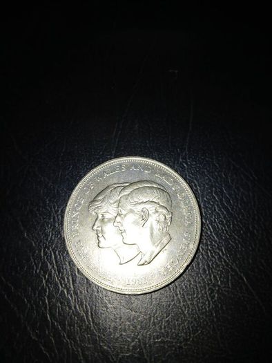 Prince Charles and Lady Diana commemorative marriage coin