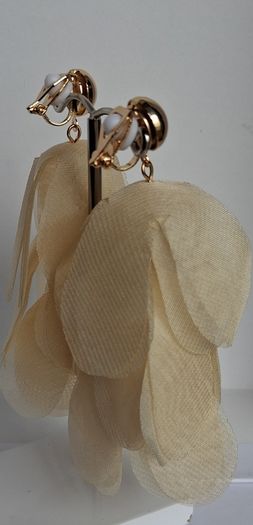 Cream Vanilla Juilette Cascading Floral Petal Clip On Earrings