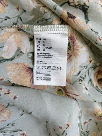 H&M flower blouse