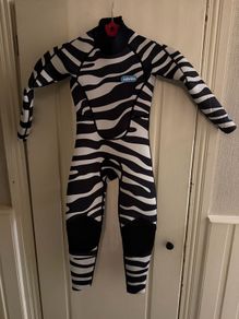 Child's  wetsuit