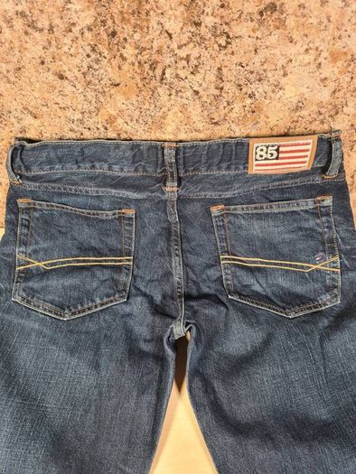 womens Tommy Hilfiger Ryder New york mid jeans Size W 30 L 32 girls size 16