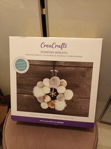 Christmas wreath pompom kit