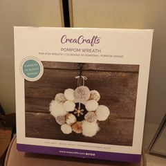 Christmas wreath pompom kit