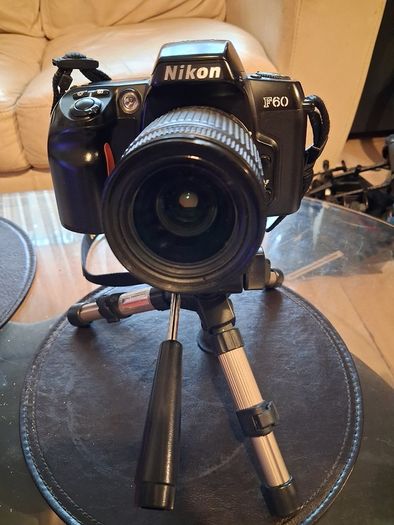 Nikon F60
