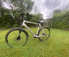 Lapierre cross 300 road bike