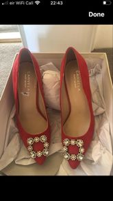 Ladies shoes