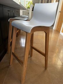 Island Chairs/Stools