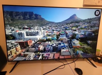 50inch SAMSUNG smart TV 2023 condition great no issues