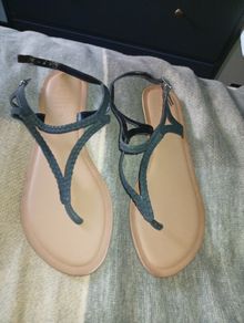 sandles