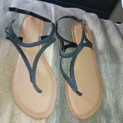 sandles