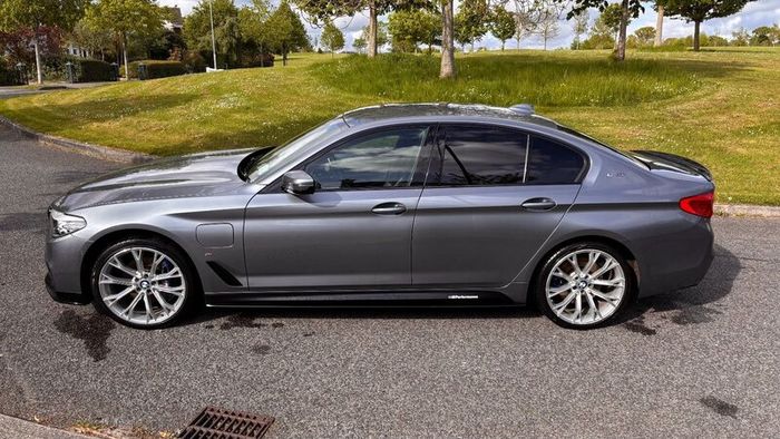 BMW 5-Series 2018