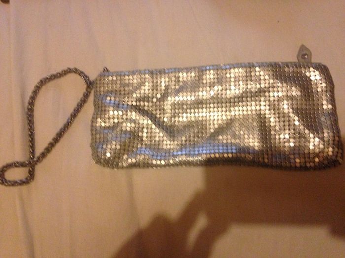 Warehouse clutch