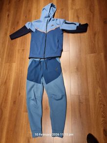 Nike tracksuit men's size small