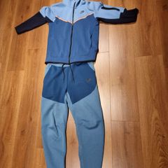 Nike tracksuit men's size small