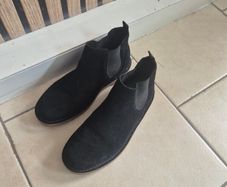 Clarkes suede boots
