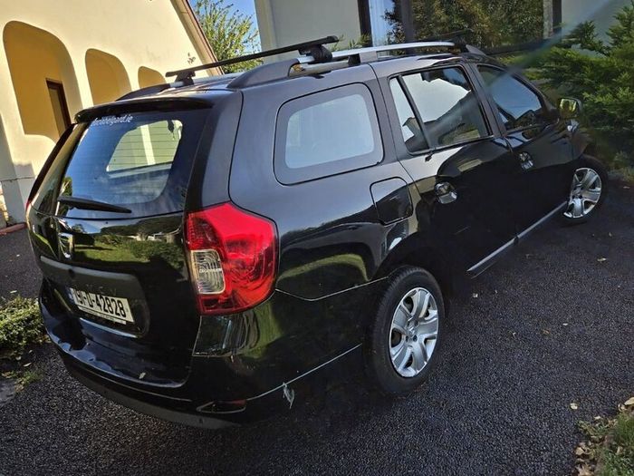 191 Dacia Logan Estate Only 33,900kms 6,950